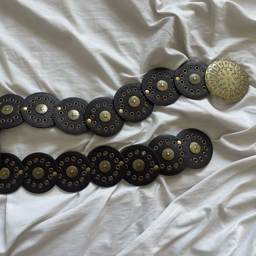 Princess Polly belt